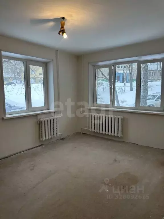 1-к кв. Башкортостан, Уфа Айская ул., 64/2 (30.0 м) - Фото 1