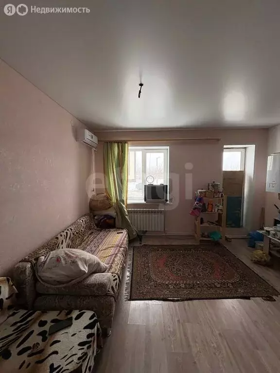 Квартира-студия: Оренбург, микрорайон Кушкуль, улица Просвещения, 19/4 ... - Фото 1