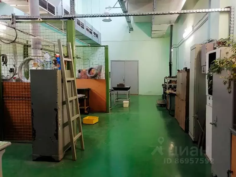 Производственное помещение в Москва Авиамоторная ул., 55к2 (2352 м) - Фото 1