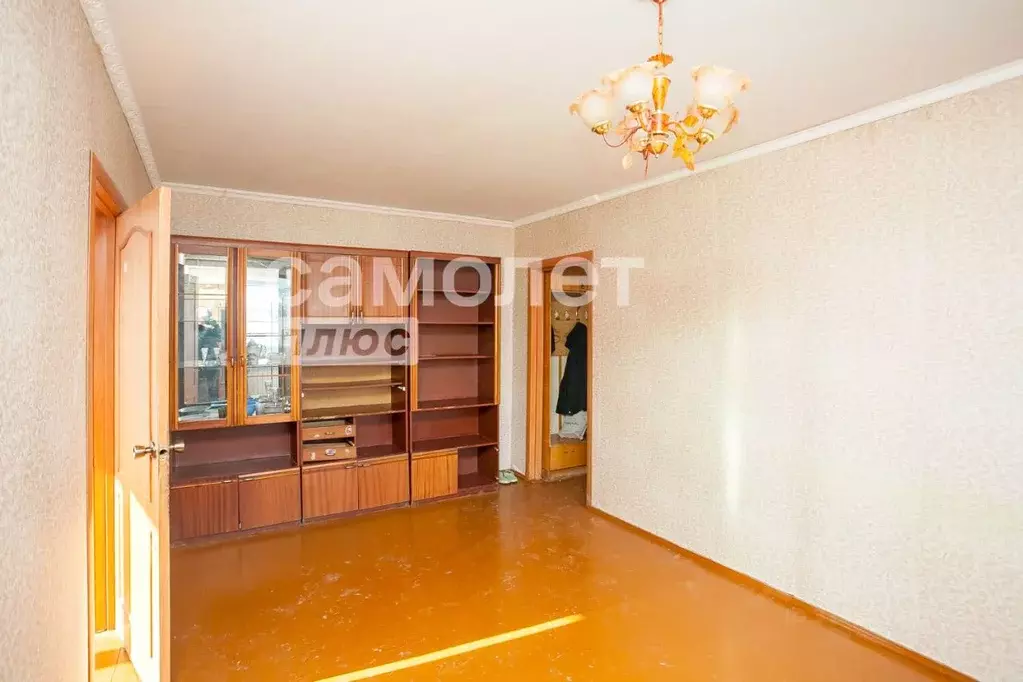 3-к кв. Кемеровская область, Кемерово ул. Ворошилова, 8 (47.2 м) - Фото 1