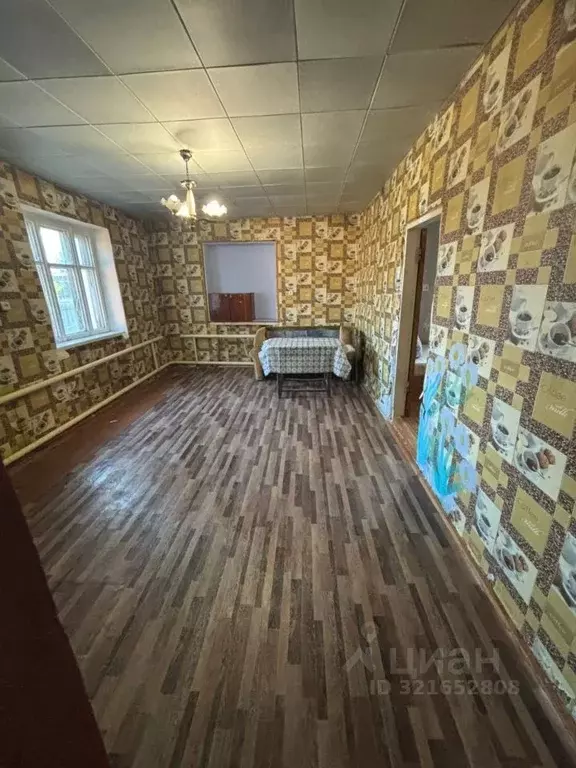 Дом в Астраханская область, с. Енотаевка ул. Чичерина, 30А (49 м) - Фото 1