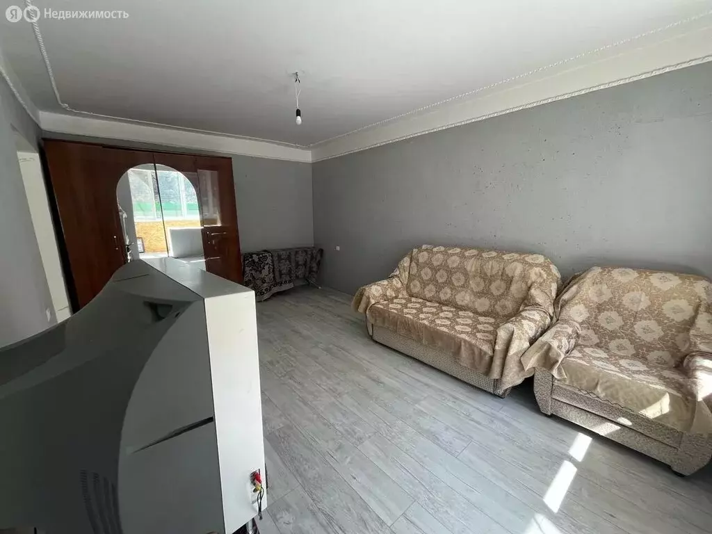 2-комнатная квартира: посёлок Мизур, 14 (47 м) - Фото 1