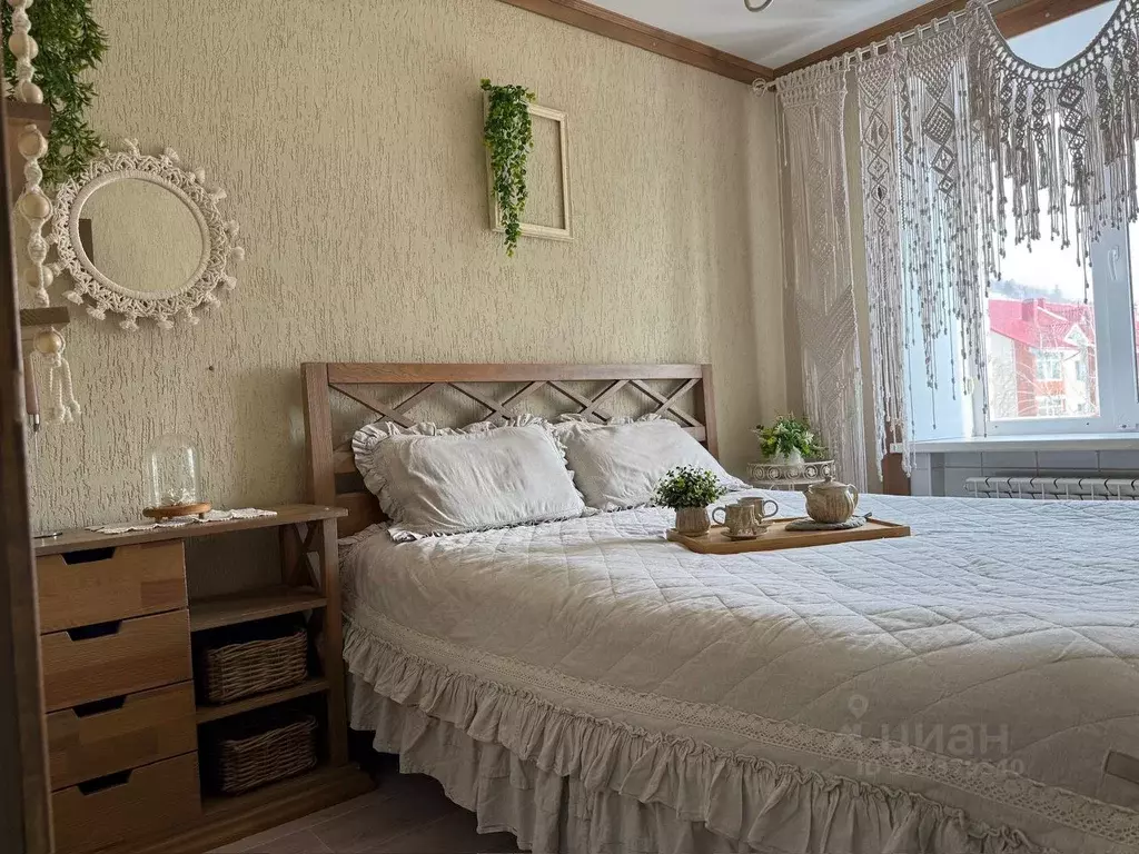 3-к кв. Алтай, Горно-Алтайск Коммунистический просп., 56 (55.0 м) - Фото 2