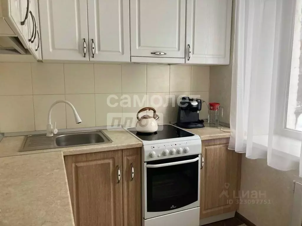 2-к кв. Челябинская область, Миасс Орловская ул., 24 (40.6 м) - Фото 1