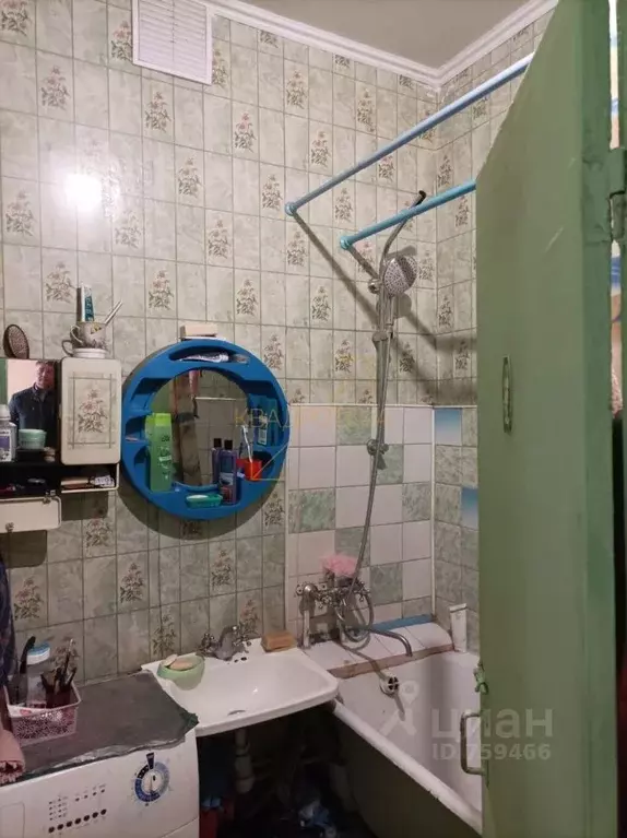 Комната Новосибирская область, Новосибирск ул. Есенина, 9 (74.7 м) - Фото 1