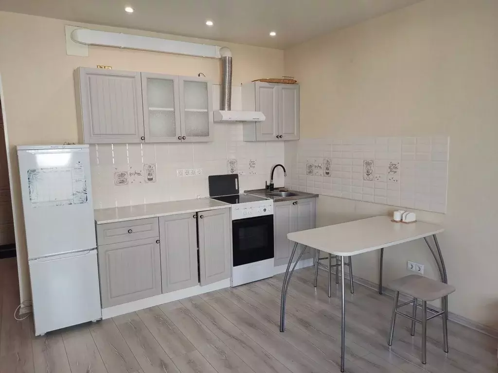 Студия Московская область, Домодедово Южный мкр, ул. Курыжова, 30 ... - Фото 1