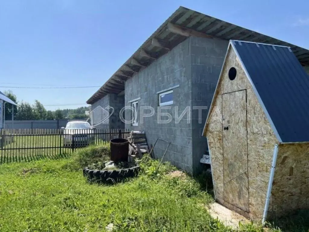 Дом в Тюменская область, с. Нижняя Тавда ул. Новопашина, 3 (181 м) - Фото 1