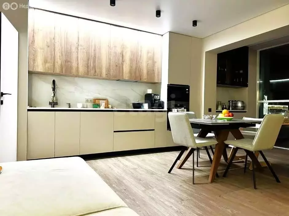 3-комнатная квартира: Южно-Сахалинск, улица имени Космонавта Поповича, ... - Фото 2