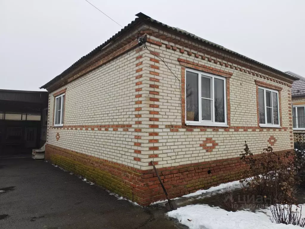 Дом в Ростовская область, Морозовск ул. Дербенцева, 18 (110 м) - Фото 2