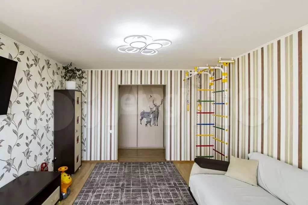 4-к. квартира, 81 м, 9/9 эт. - Фото 1