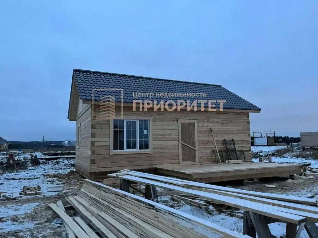 Дом в Саха (Якутия), Якутск Птицефабрика мкр, Ытык-Кюель мкр,  (52 м) - Фото 2