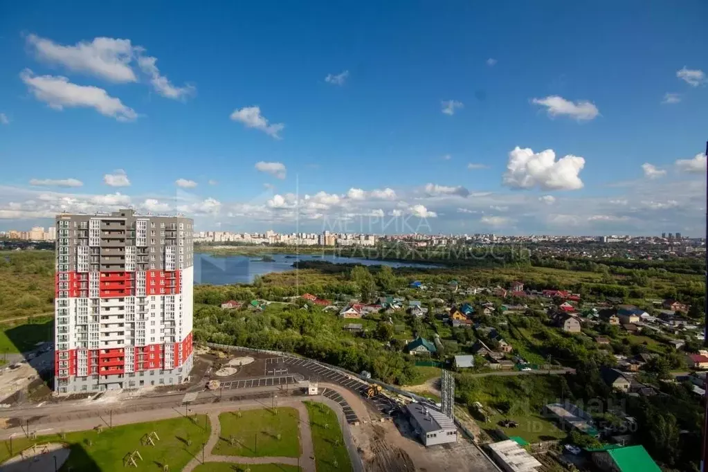 3-к кв. Тюменская область, Тюмень ул. Краснооктябрьская, 16к1 (70.0 м) - Фото 0