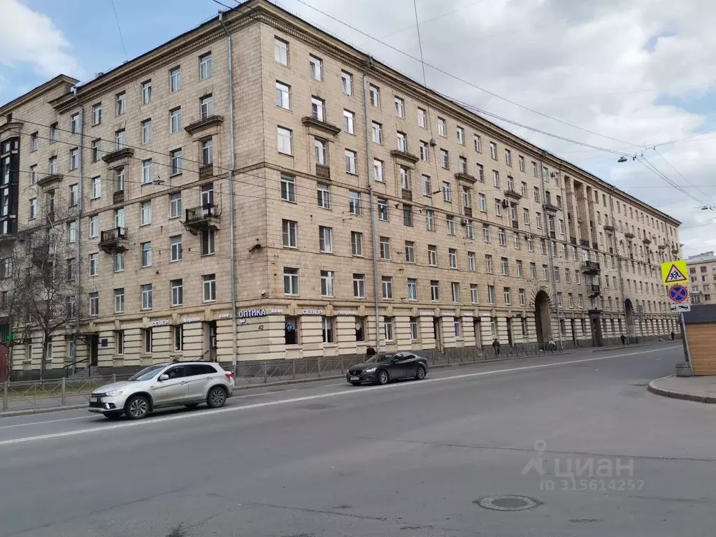 2-к кв. Санкт-Петербург ул. Бабушкина, 42к1 (55.5 м) - Фото 0