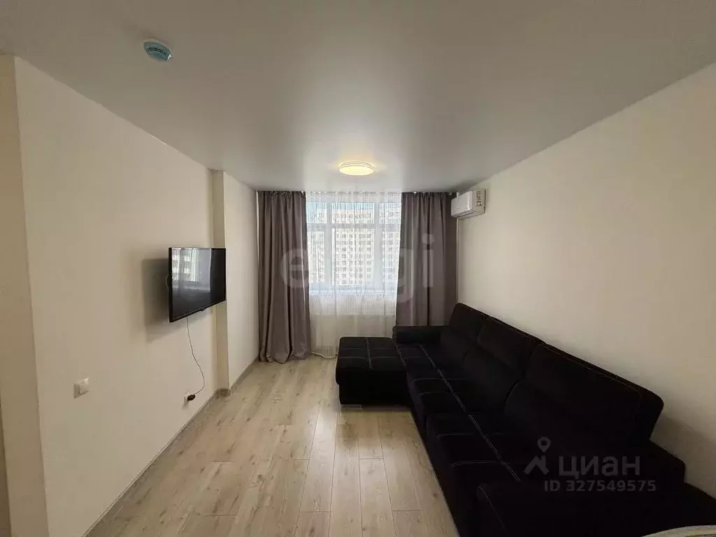 1-к кв. Тюменская область, Тюмень ул. Первооткрывателей, 6 (37.3 м) - Фото 1