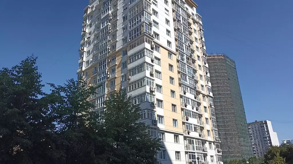 Гараж в Москва 2-я Филевская ул., 8с1 (14 м) - Фото 1