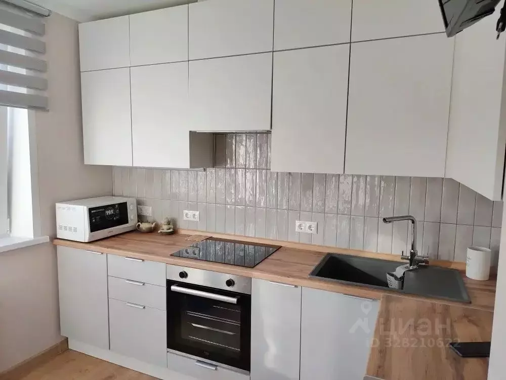 2-к кв. Москва Строгинский бул., 17К1 (52.0 м) - Фото 1