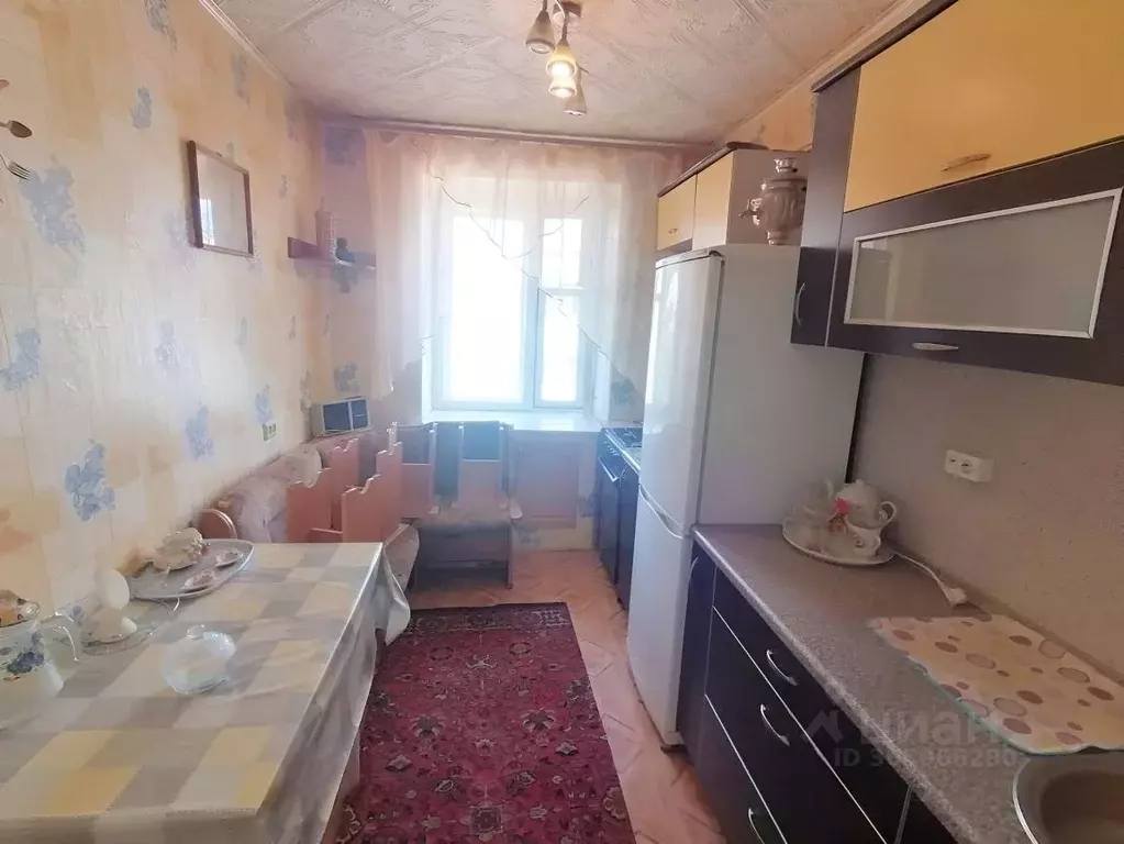 2-к кв. Нижегородская область, Арзамас ул. 50 лет ВЛКСМ, 28к1 (50.0 м) - Фото 1