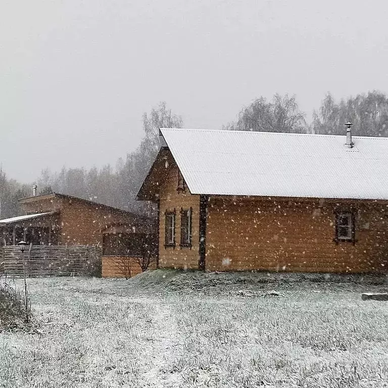 Дом в Владимирская область, Александровский район, Каринское ... - Фото 1