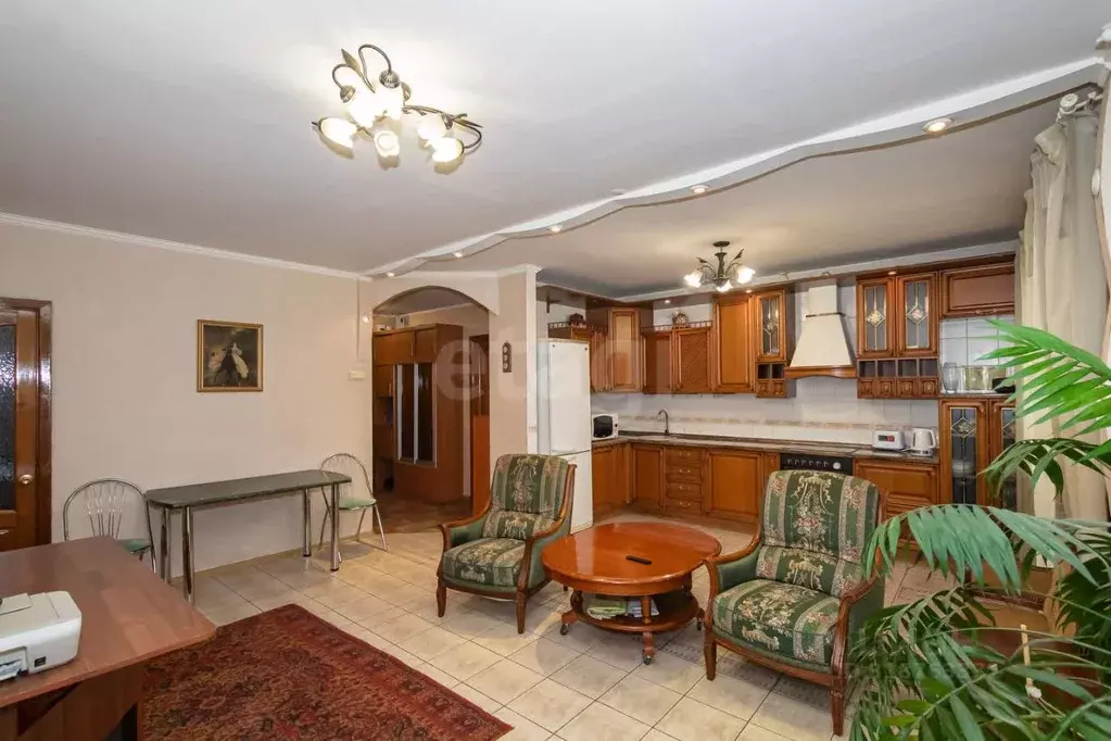 3-к кв. Новосибирская область, Новосибирск Каменская ул., 56/1 (94.0 ... - Фото 0