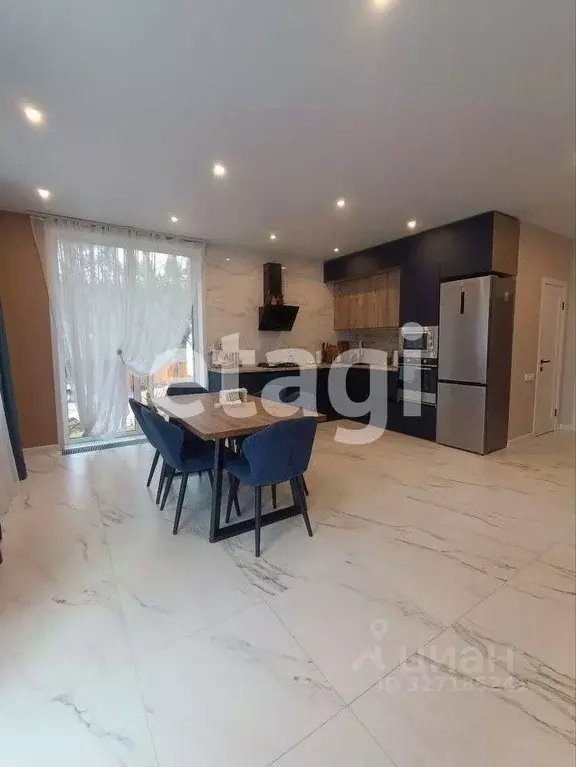 Дом в Красноярский край, Дивногорск городской округ, пос. Манский пер. ... - Фото 1