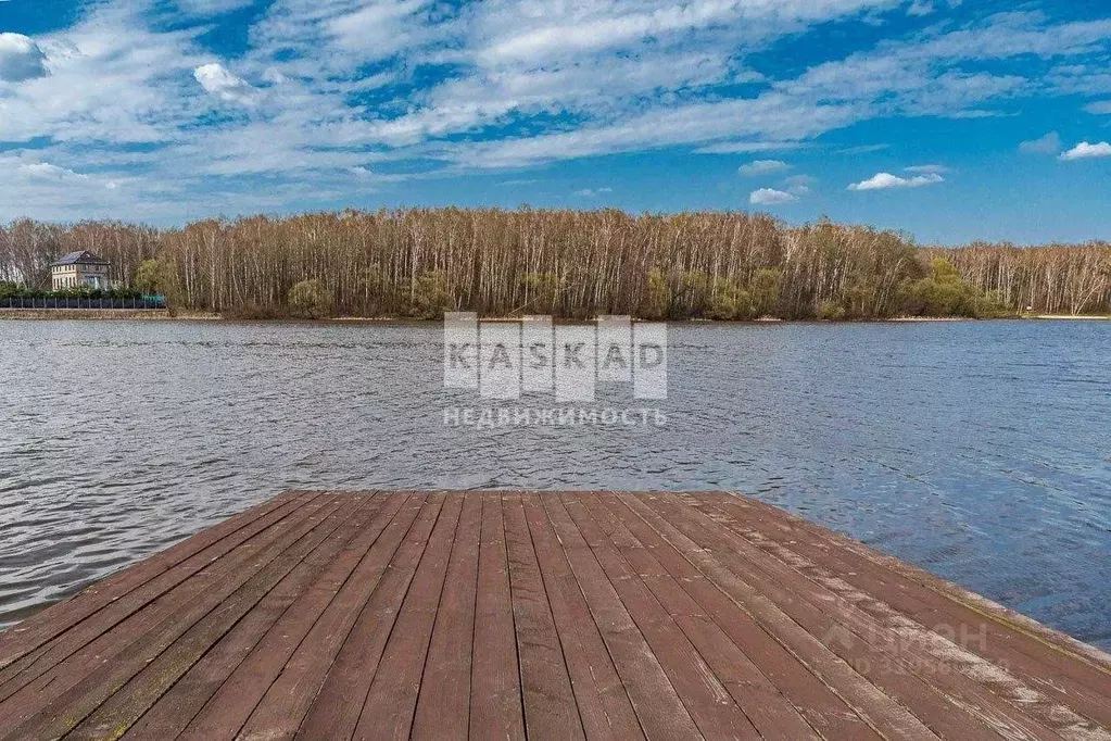 Дом в Московская область, Домодедово городской округ, д. Голубино ул. ... - Фото 1