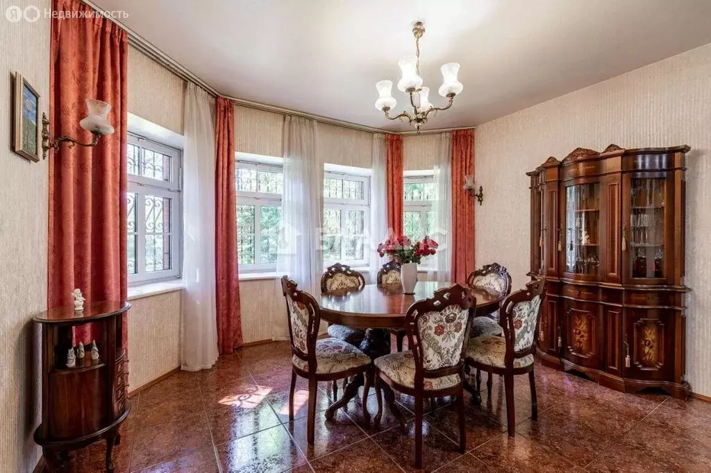Дом в Всеволожск, Христиновский проспект, 15к2 (350 м) - Фото 0