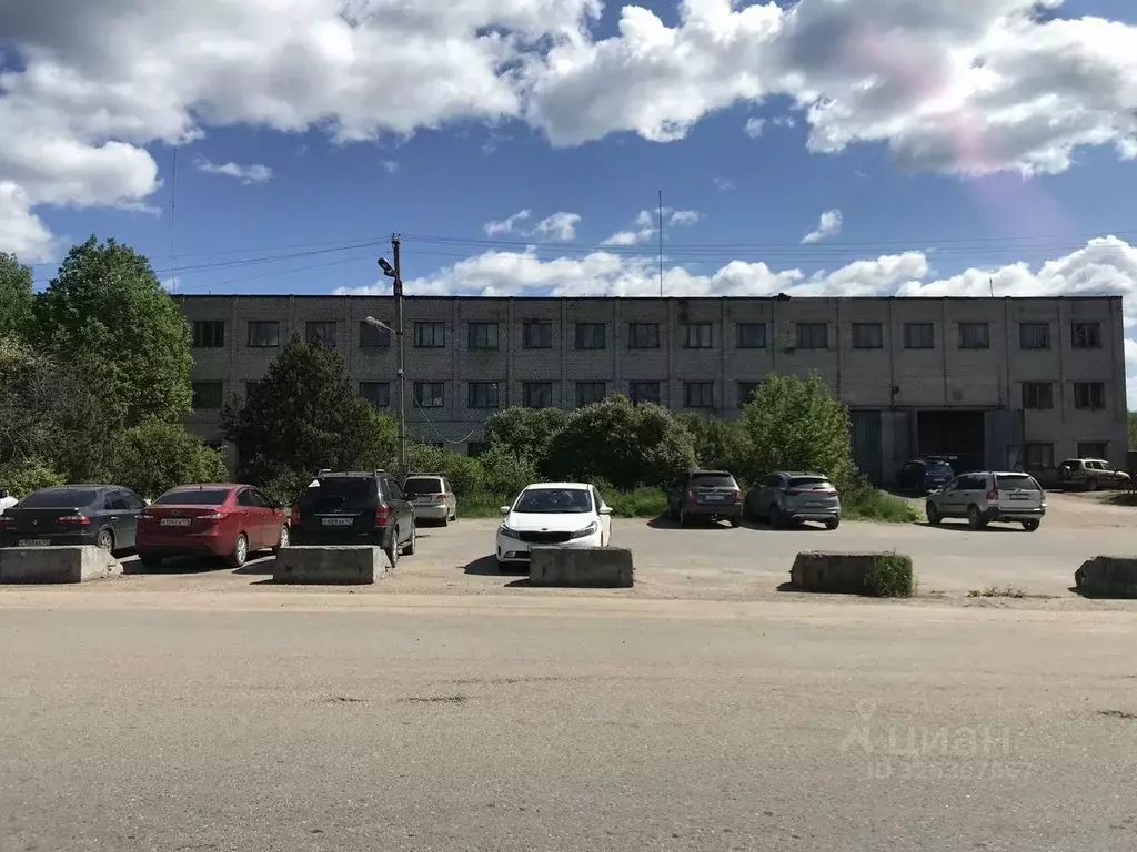 Помещение свободного назначения в Ленинградская область, Тихвин ул. ... - Фото 2
