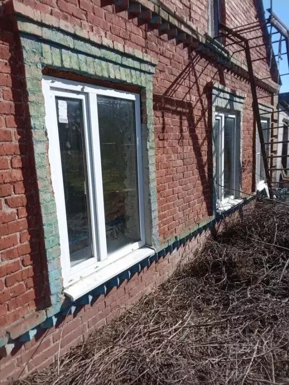 Дом в Ростовская область, Азов Азовский район, Оборонная ул., 56 (110 ... - Фото 1