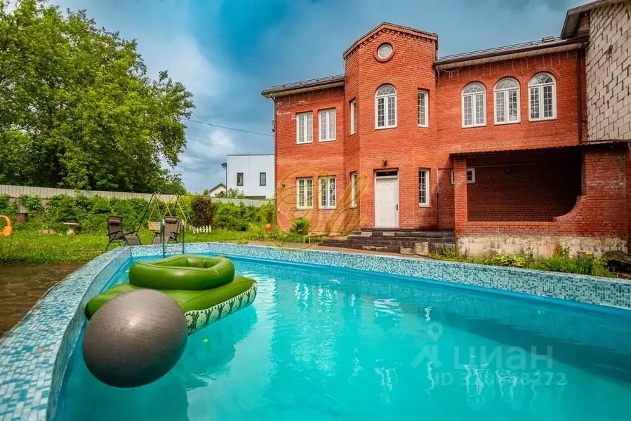 Дом в Московская область, Химки Старбеево кв-л, ул. Чайкиной, 45 (425 ... - Фото 0