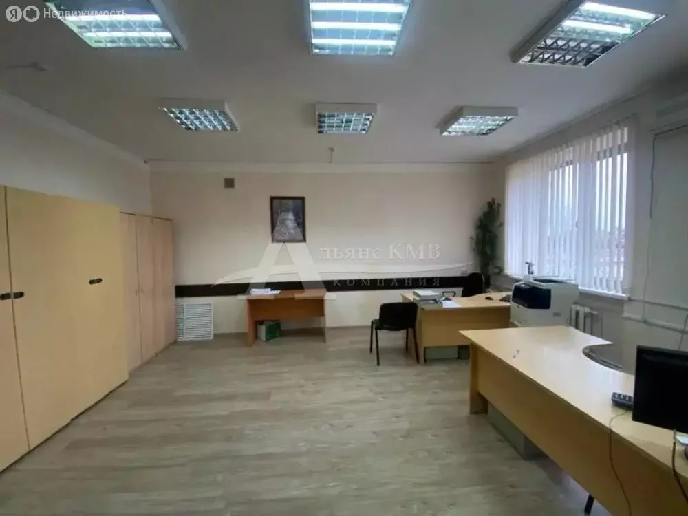 Помещение свободного назначения (555.4 м) - Фото 1