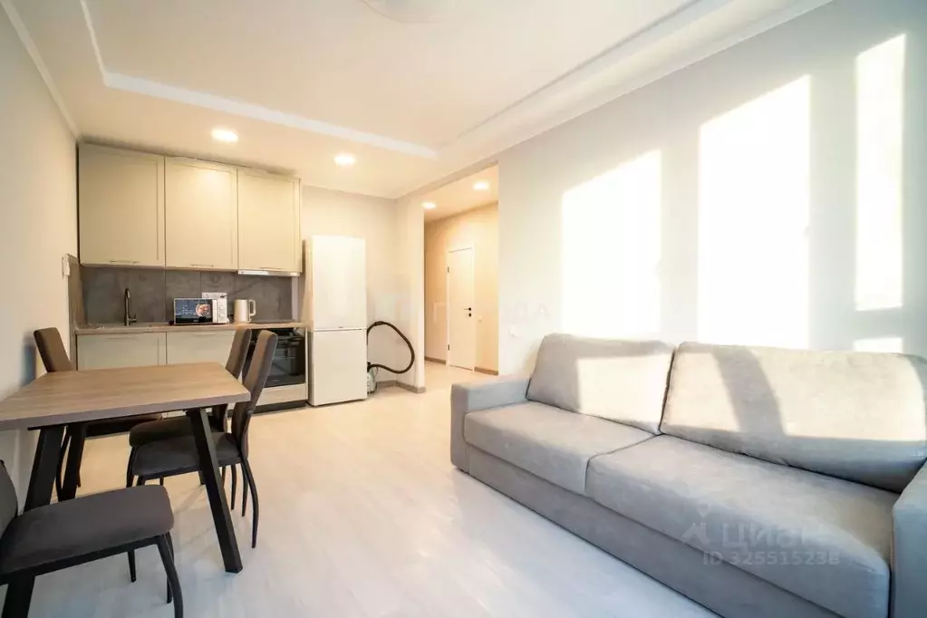 2-к кв. Новосибирская область, Новосибирск ул. Семьи Шамшиных, 93 ... - Фото 1