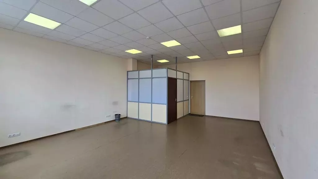 Офис в Санкт-Петербург Октябрьская наб., 6М (47 м) - Фото 1