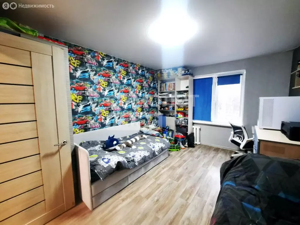 3-комнатная квартира: Краснокамск, улица Победы, 3 (64.1 м) - Фото 1