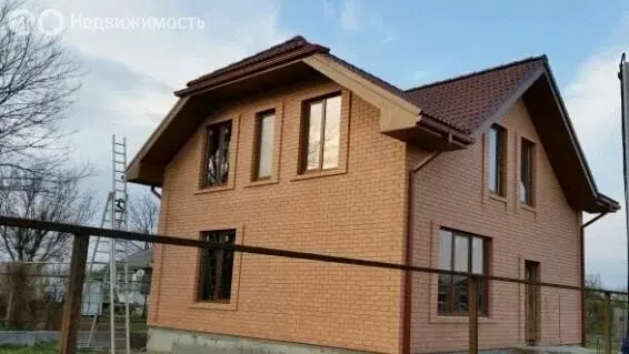 Дом в Ростов-на-Дону, улица Шостаковича (140 м) - Фото 1