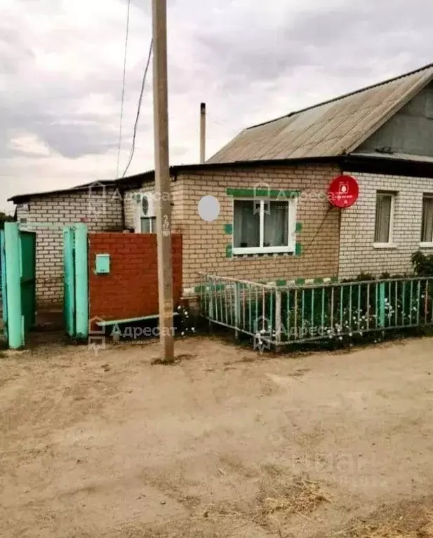 Дом в Волгоградская область, Октябрьский район, с. Абганерово ул. 50 ... - Фото 2
