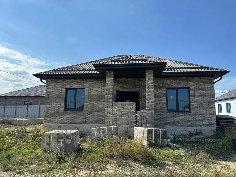 Дом в Краснодарский край, Крымск пер. Изумрудный (87 м) - Фото 0