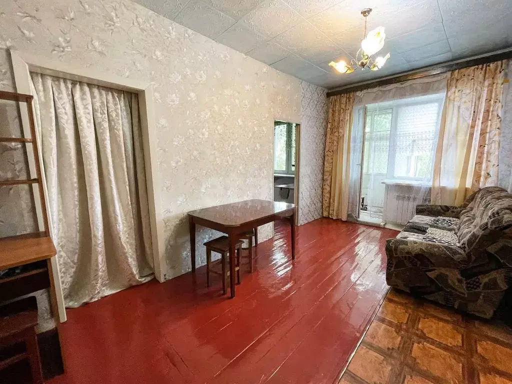 2-к кв. Кемеровская область, Прокопьевск просп. Гагарина, 10 (40.8 м) - Фото 1