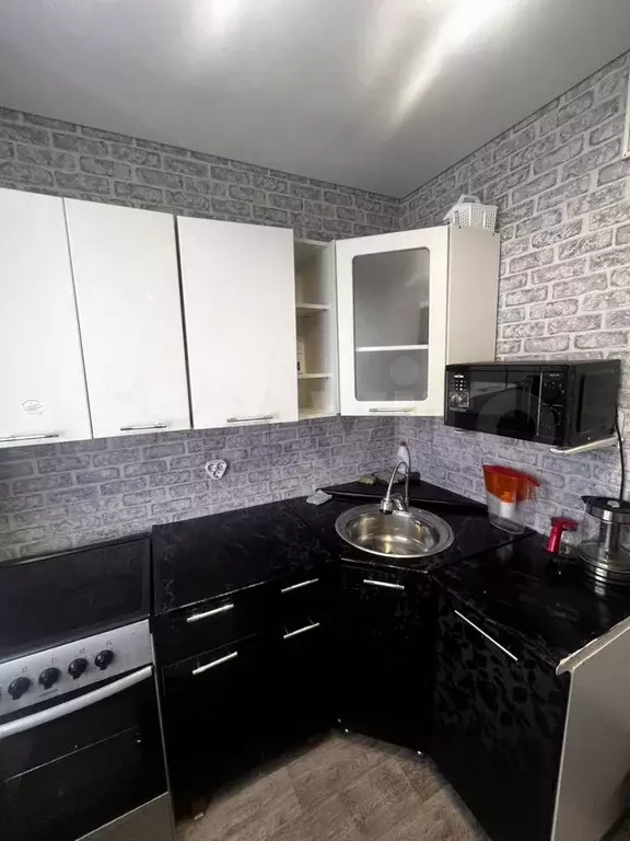 1-к. квартира, 31 м, 4/5 эт. - Фото 0