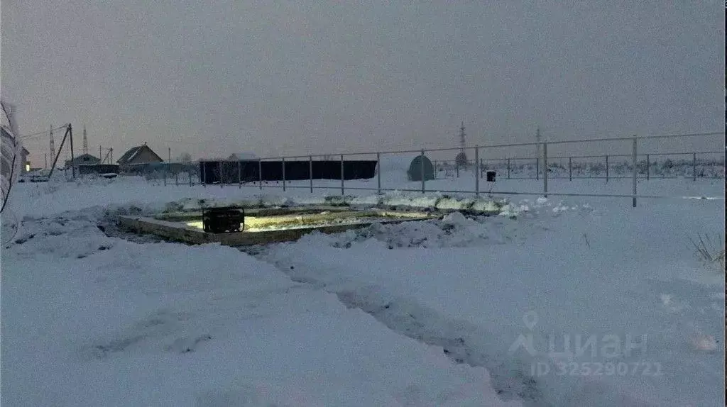 Участок в Ленинградская область, Гатчинский муниципальный округ, д. ... - Фото 1