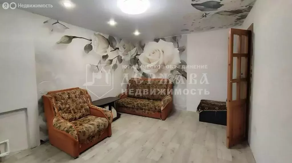 2-комнатная квартира: Таштагол, улица 8 Марта, 4 (50 м) - Фото 1
