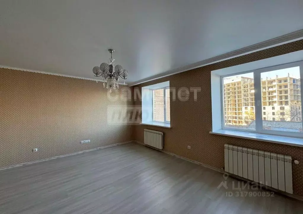 3-к кв. Оренбургская область, Оренбург ул. Яицкая, 1/2 (93.8 м) - Фото 1
