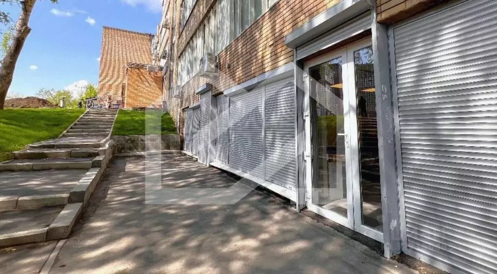 Торговая площадь в Москва Старокалужское ш., 62 (99 м) - Фото 1