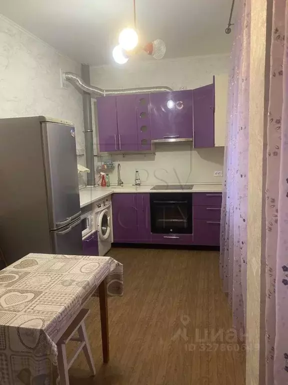 2-к кв. Белгородская область, Белгород ул. Есенина, 8 (74.0 м) - Фото 1