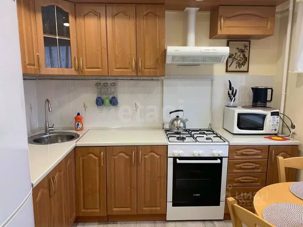 3-к кв. Коми, Усинск Пионерская ул., 7 (66.3 м) - Фото 1