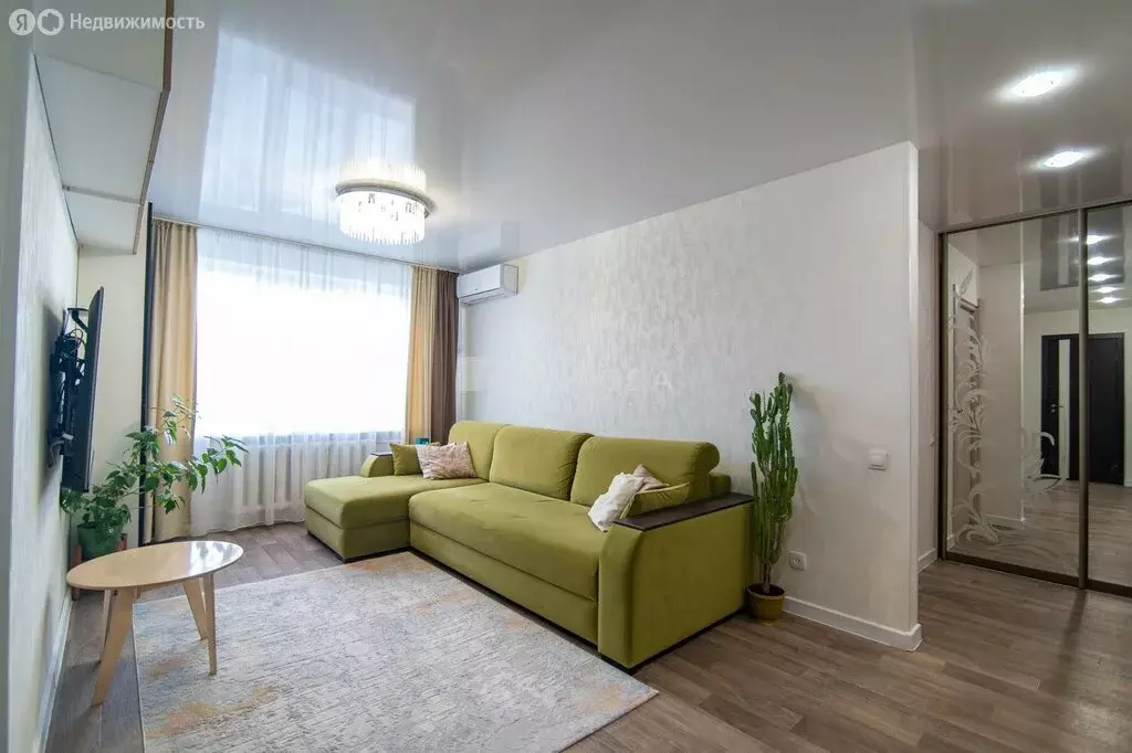 3-комнатная квартира: Барнаул, улица Попова, 56А (60.2 м) - Фото 1