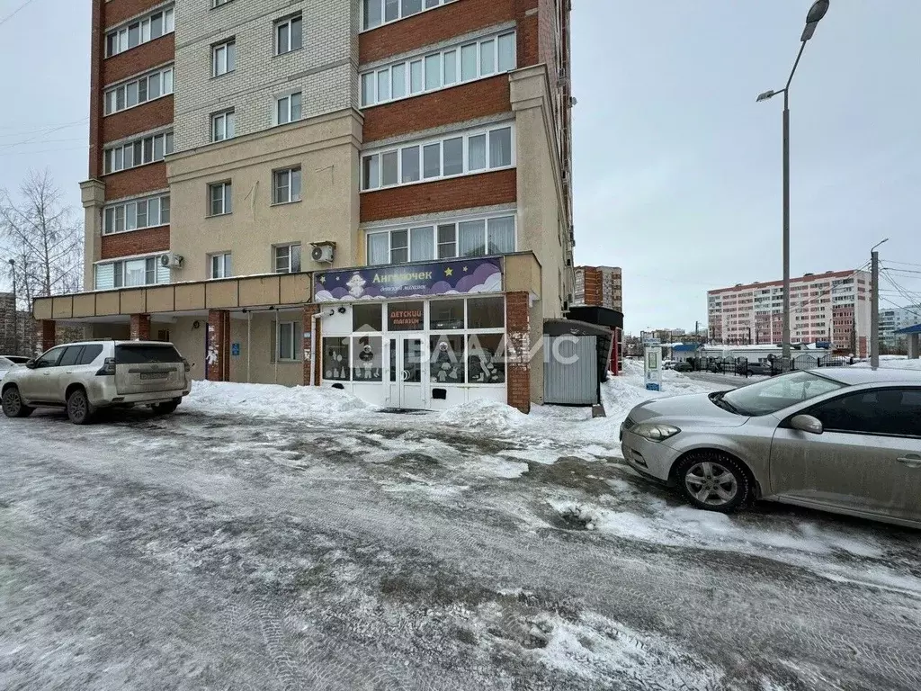 Помещение свободного назначения в Пензенская область, Пенза просп. ... - Фото 1