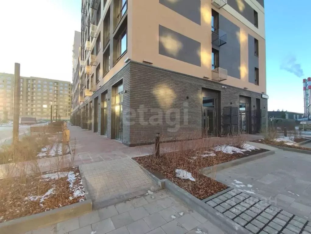 Помещение свободного назначения в Тюменская область, Тюмень ул. Андрея ... - Фото 1