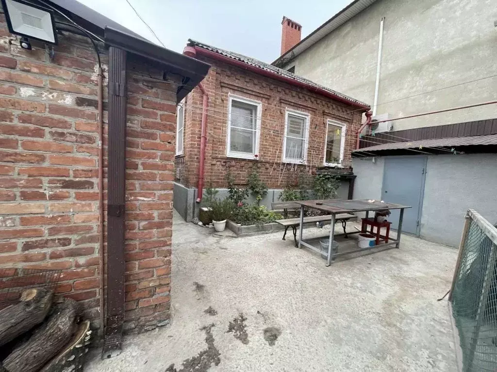 Дом в Ростовская область, Ростов-на-Дону, Нахичевань ул. 43-я Линия, ... - Фото 0