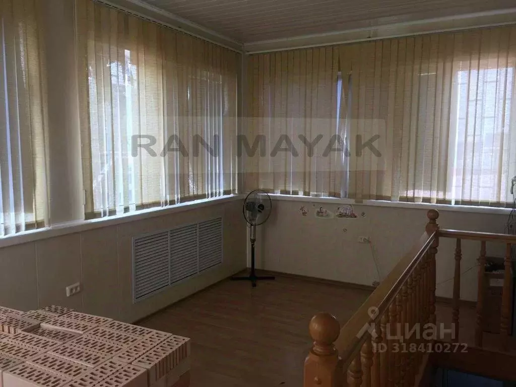 Дом в Адыгея, Майкоп ул. 2-я Ветеранов, 19 (447 м) - Фото 1