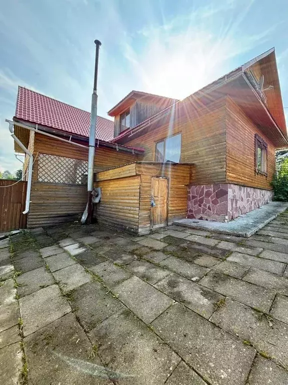 Дом в Свердловская область, Шалинский муниципальный округ, с. Чусовое ... - Фото 1